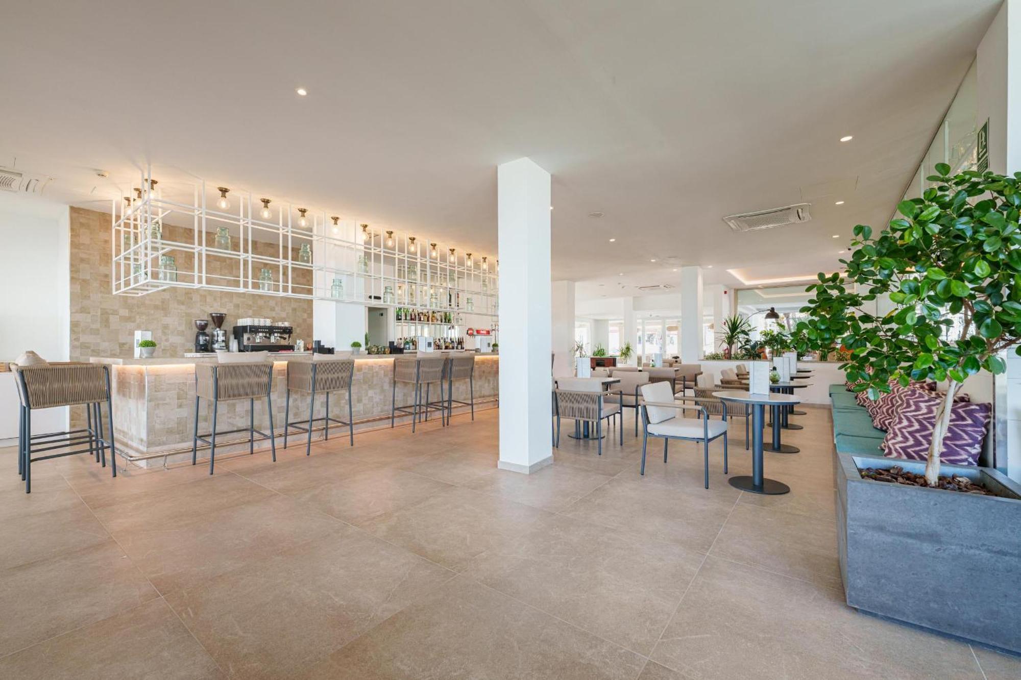 Ferrer Concord Hotel